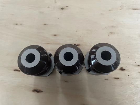 มาตรฐาน DIN 1-630A Transformer Porcelain Bushing OEM Available
