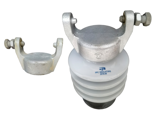 IEC 60168 ฉนวนโพสต์ลายเส้นพอร์ซเลนป้องกันการเปราะสีเทาอ่อน