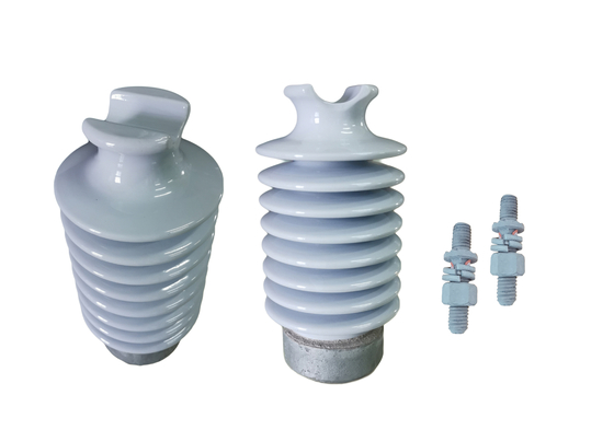 ANSI Standard 57-1S พร้อมแกนสั้น 12.5kN ไลน์โพสต์อินซูเลเตอร์