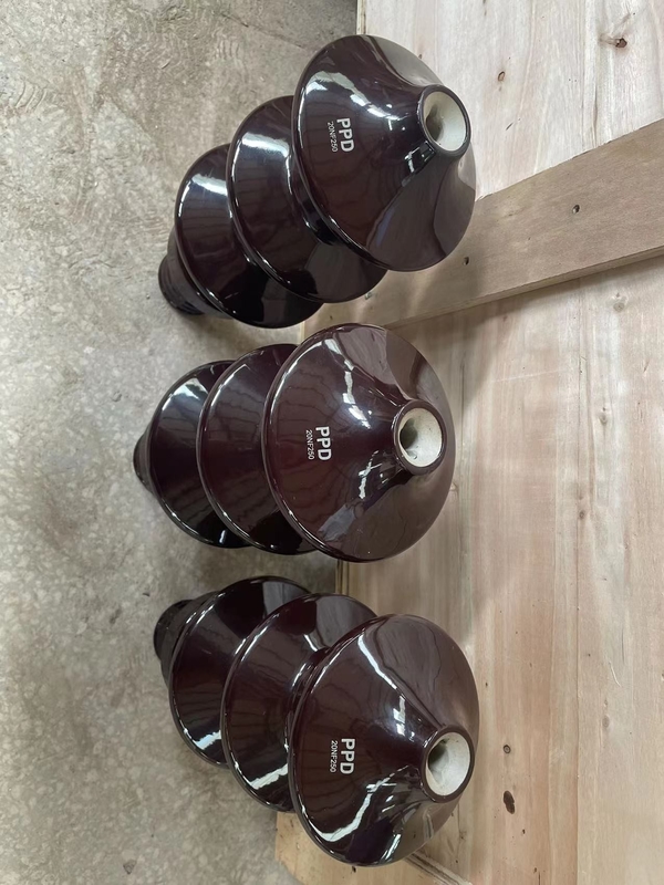 20NF250 บูชพอร์ซเลนเคลือบสีน้ำตาลสำหรับหม้อแปลงไฟฟ้าระบบจำหน่าย