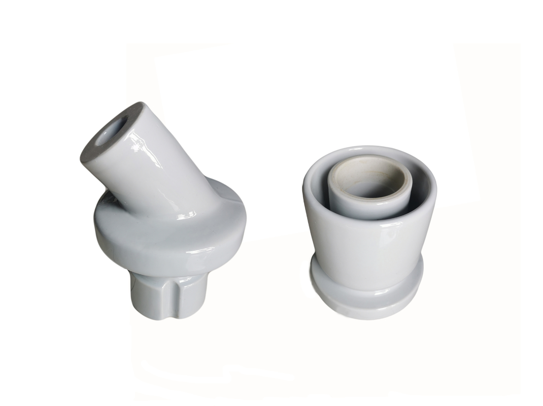 รูปร่างที่แตกต่างกัน customerized Porcelain Power Line Insulators / OEM ใช้ได้