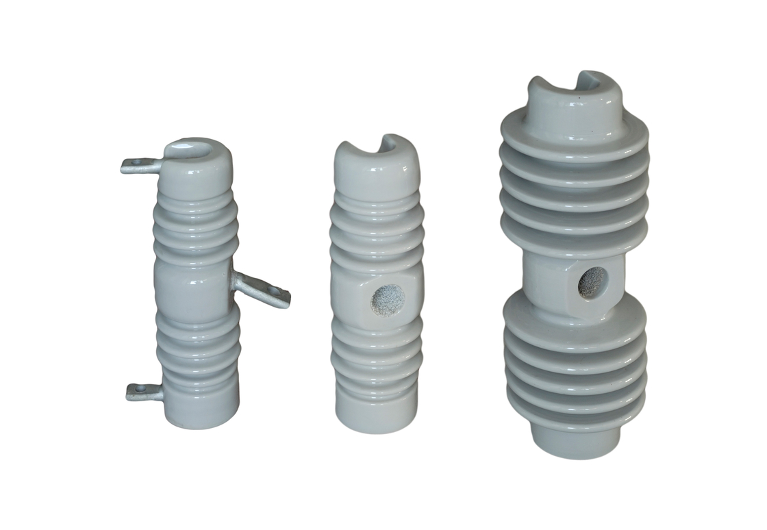สีเทาอ่อน IEC Standard 46kv พอร์ซเลนฟิวส์คัตเอาต์