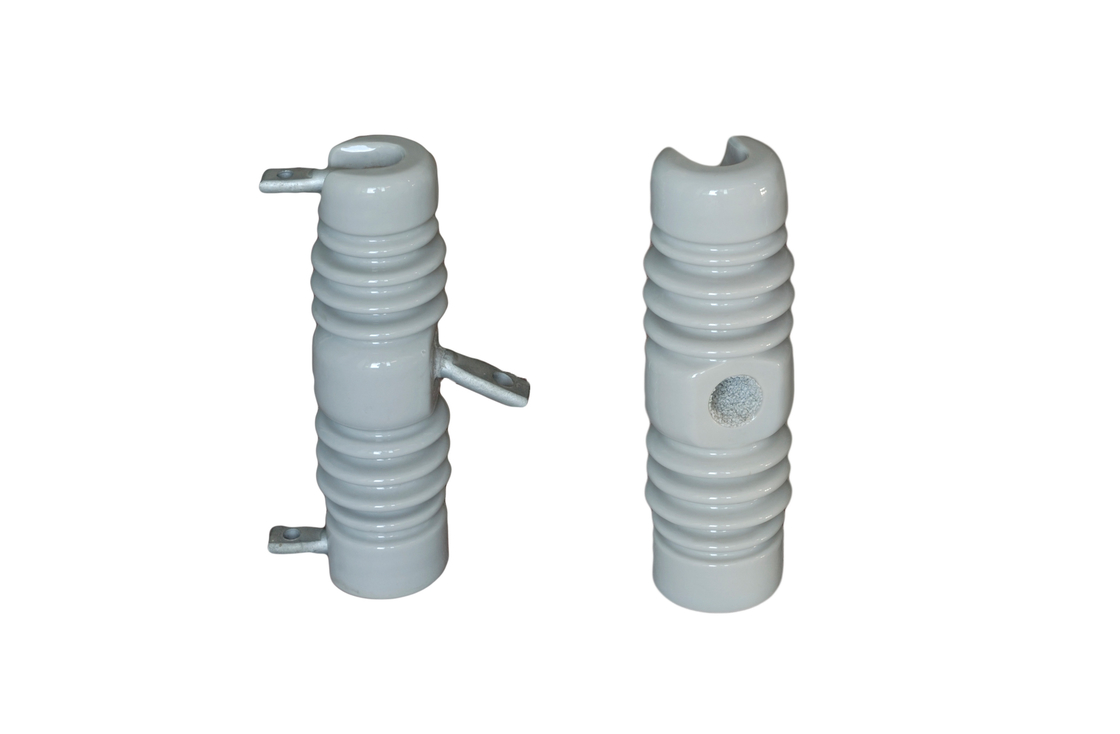สีเทาอ่อน IEC Standard 46kv พอร์ซเลนฟิวส์คัตเอาต์