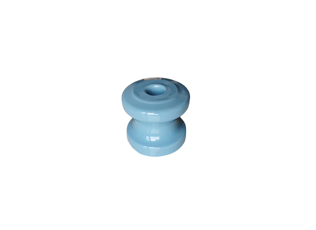 13.3KN ANSI C-110 Porcelain Spool Insulators สำหรับส่ง