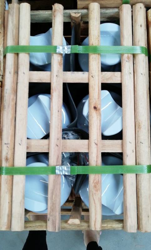 ANSI 57-1S Professional F Neck 105BIL Line Post Porcelain Insulators