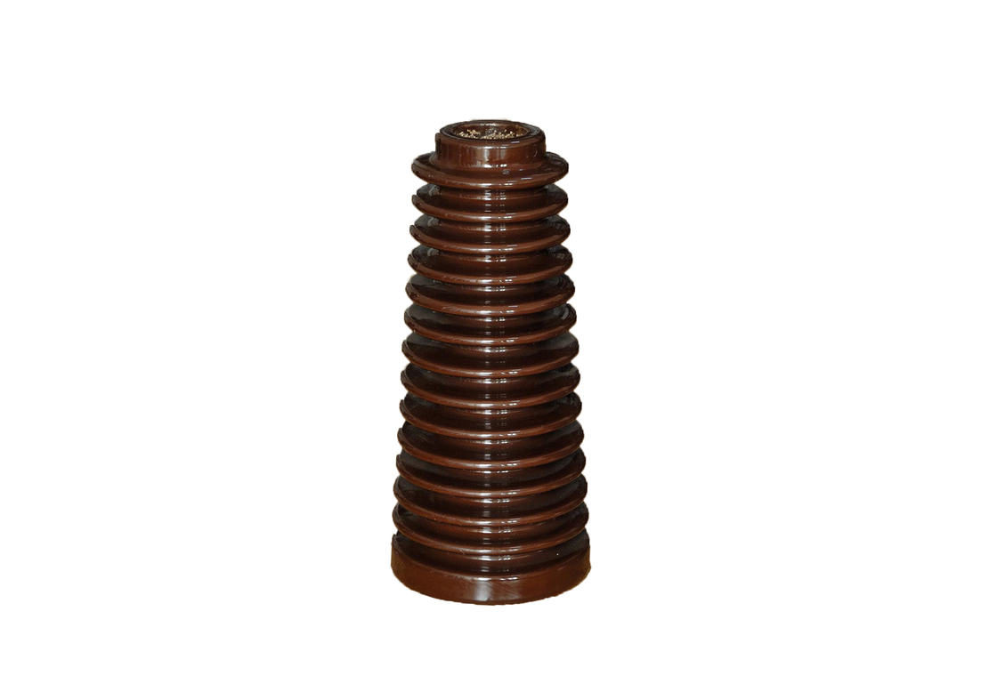 น้ำตาล 381 มม. สูง 12.5kN พอร์ซเลนโพสต์อินซูเลเตอร์สำหรับการจ่ายพลังงานไฟฟ้า