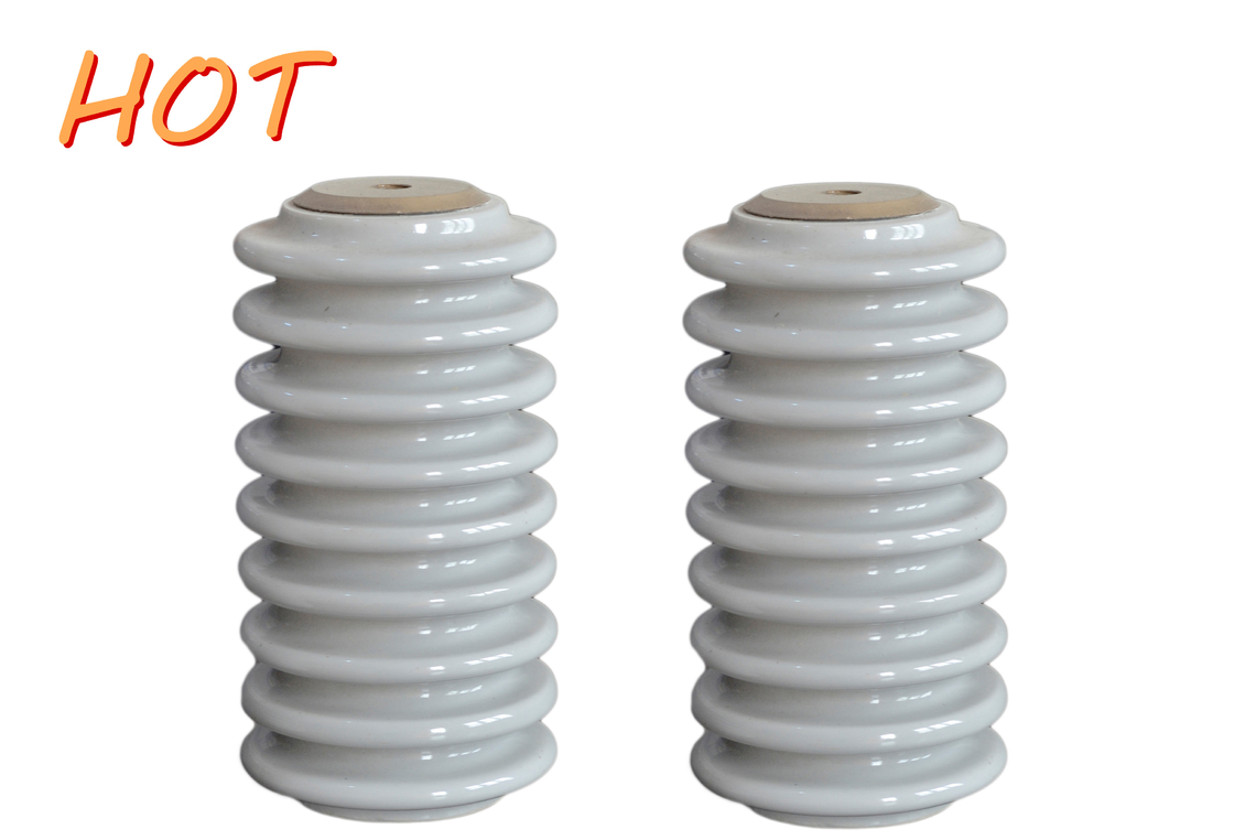 ANSI 13.3kN 14.4kV พอร์ซเลนฉนวนไฟฟ้าแรงสูง Standoff Insulators