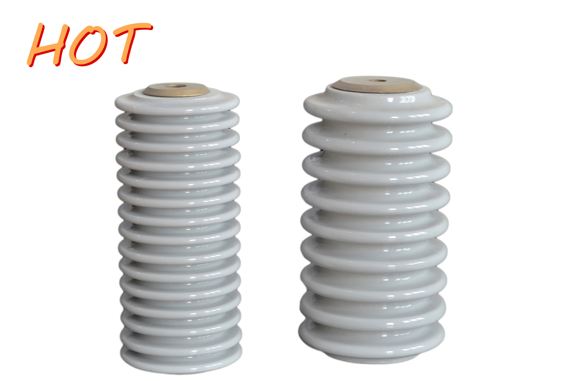 ANSI 13.3kN 14.4kV พอร์ซเลนฉนวนไฟฟ้าแรงสูง Standoff Insulators