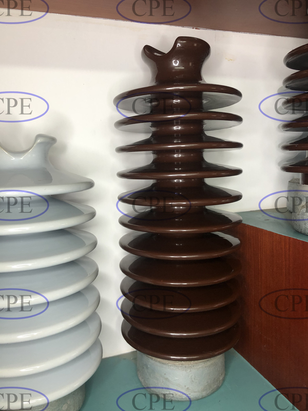 ANSI 57-5L 57-5S Porcelain LP ฉนวนเสาไฟฟ้าแรงสูง
