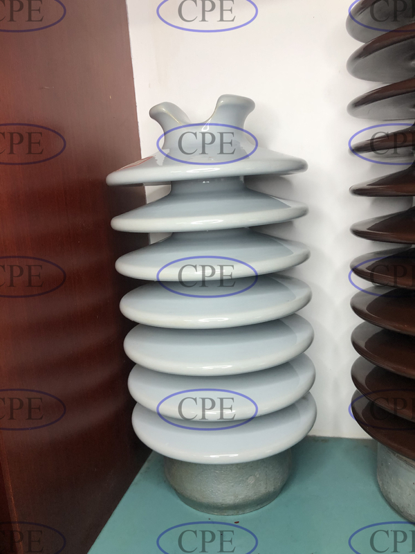 ANSI C29.7 สีเทาอ่อนเคลือบกระเบื้องพอร์ซเลนโพสต์ Insulators