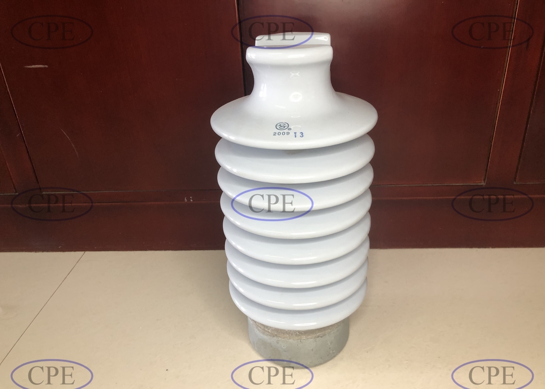 IEC ANSI 57-3 พอร์ซเลน C-120 Line Post F คอ Insulator