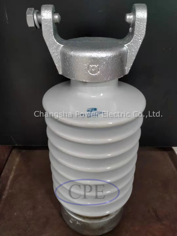 IEC 57-13 ฉนวนโพสต์เส้นพอร์ซเลนสีเทาอ่อน