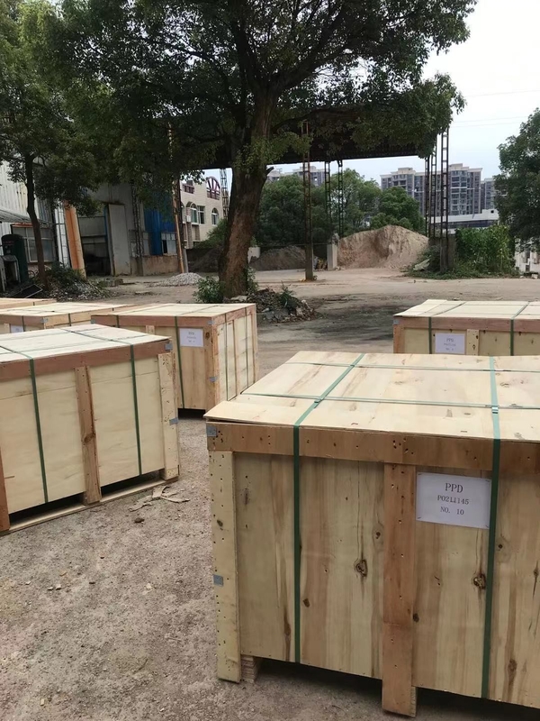พอร์ซเลนสีน้ำตาล C-110 บูชหม้อแปลงไฟฟ้าแรงสูง / OEM