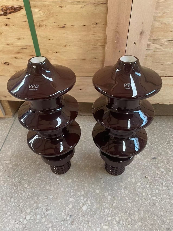 IEC Standard Porcelain Transformer Bushing สีน้ำตาล